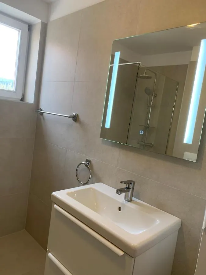 Apartment Patris Cres