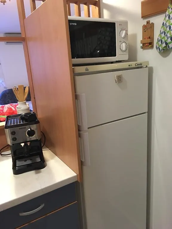 Apartment Patris Cres 0*,