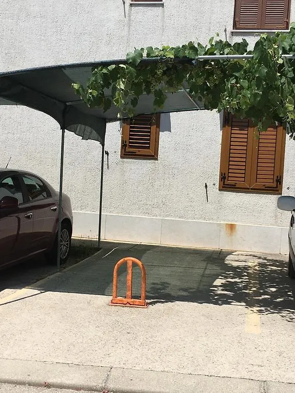 Apartment Patris Cres